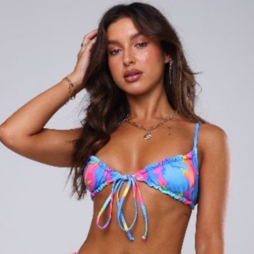 Kulani Kinis Sunrise Splash bikini